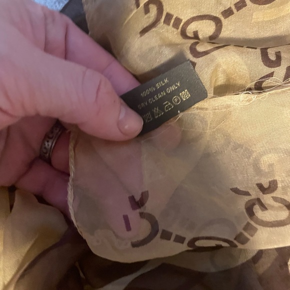 Designer scarf Gucci - Picture 7 of 8